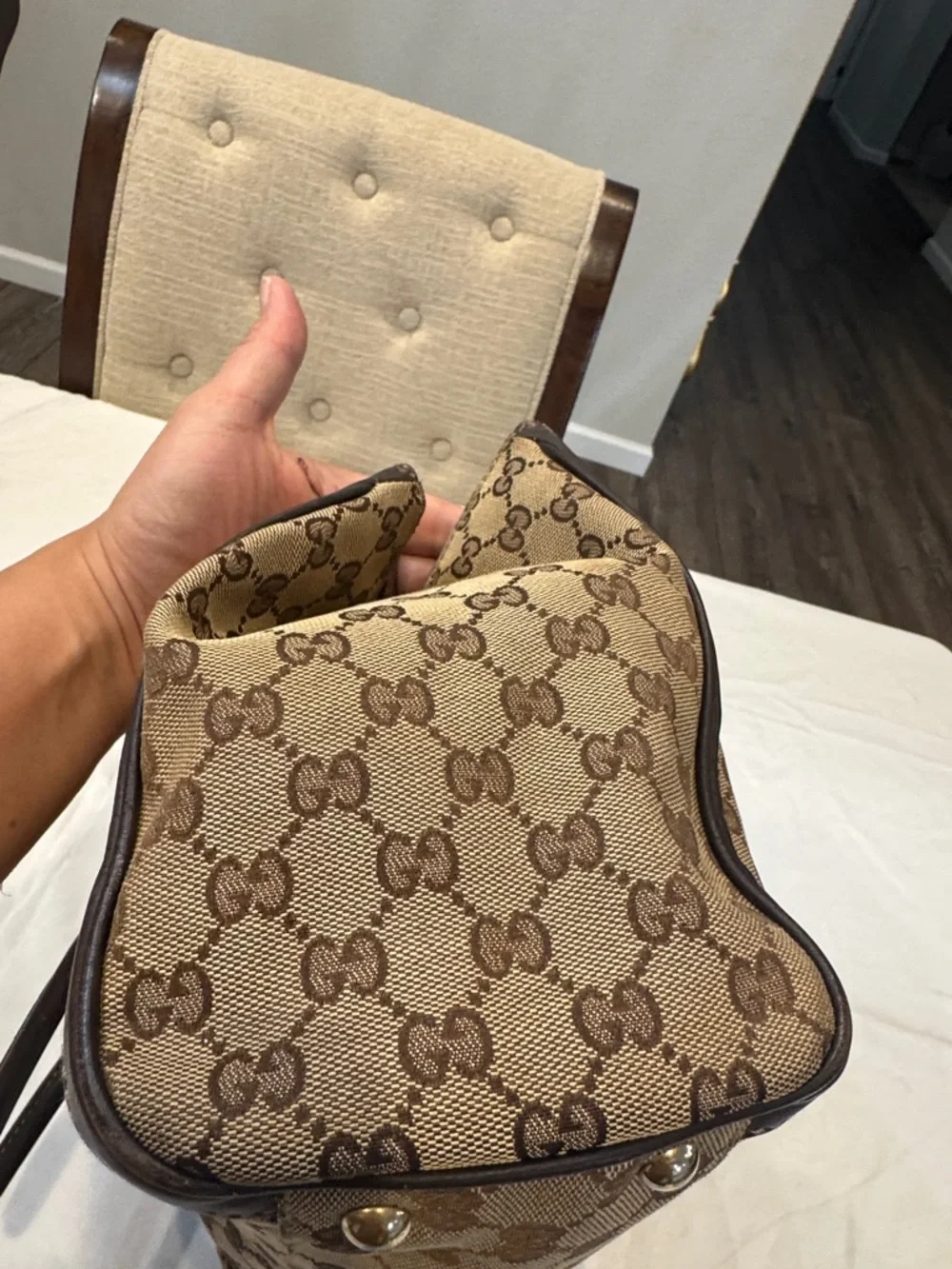 Authentic Gucci Brown GG Supreme Canvas Satchel with Dark Brown Leather Trim - Picture 4 of 14